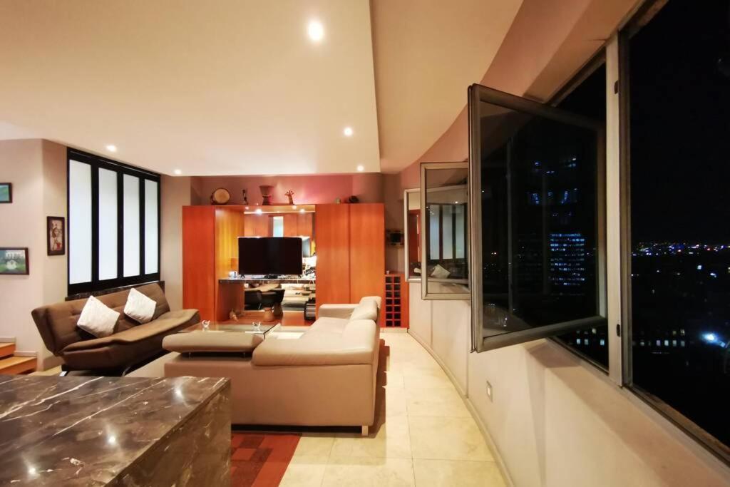 Apartamento 1507-Amazing Views & Unique Joburg Cbd Luxury Johannesburgo Exterior foto
