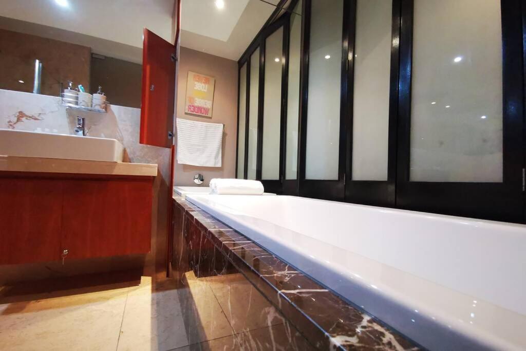 Apartamento 1507-Amazing Views & Unique Joburg Cbd Luxury Johannesburgo Exterior foto