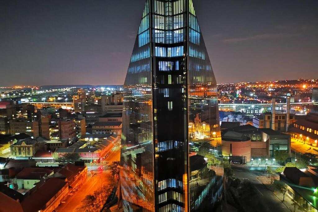 Apartamento 1507-Amazing Views & Unique Joburg Cbd Luxury Johannesburgo Exterior foto
